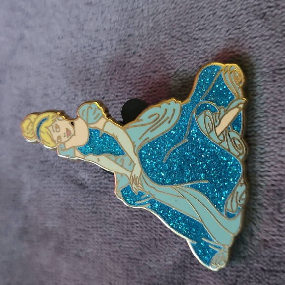 Disney Accessories - Disney Pin Cinderella